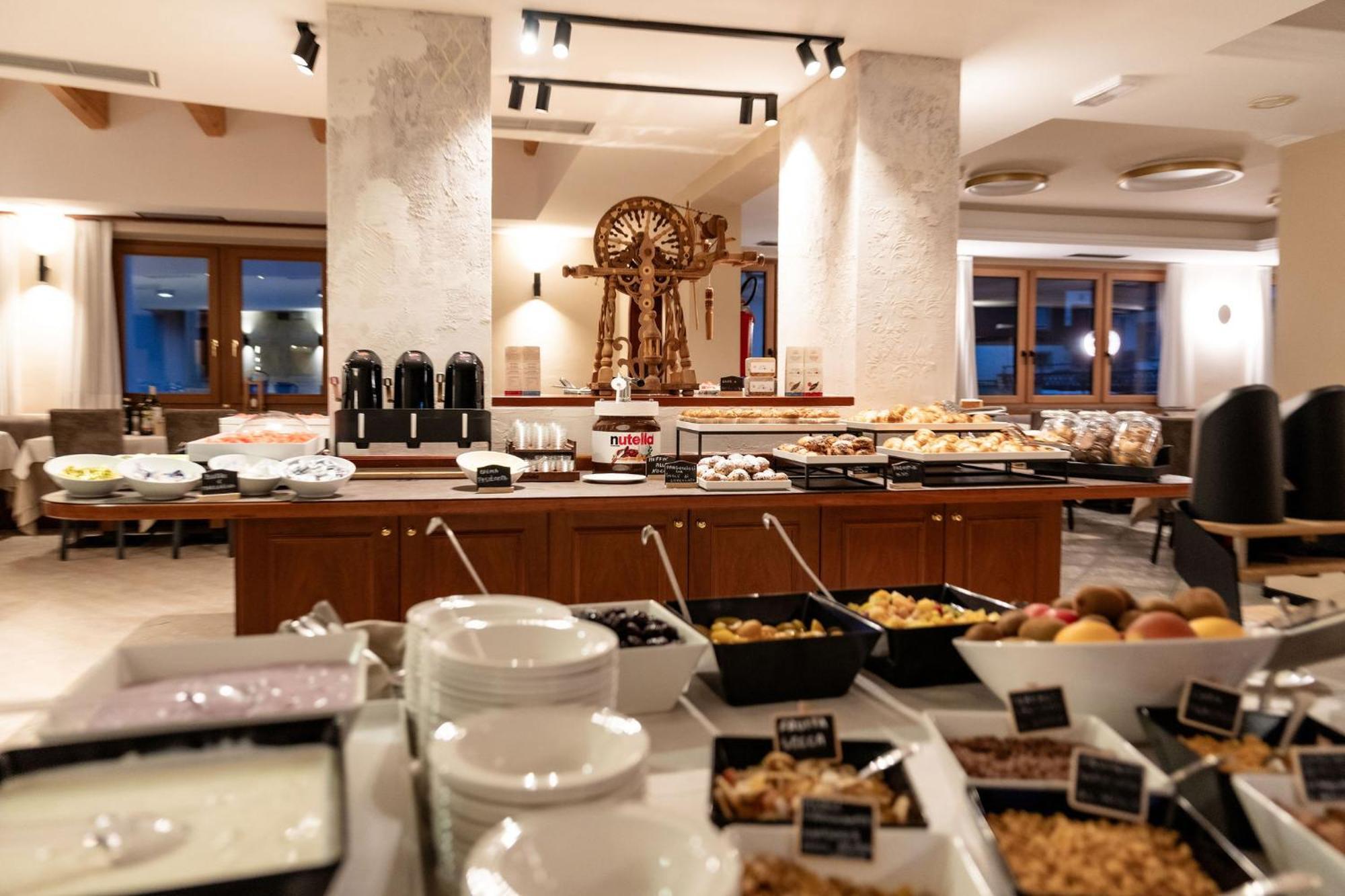 Hotel Val Di Sole Mezzana  Esterno foto