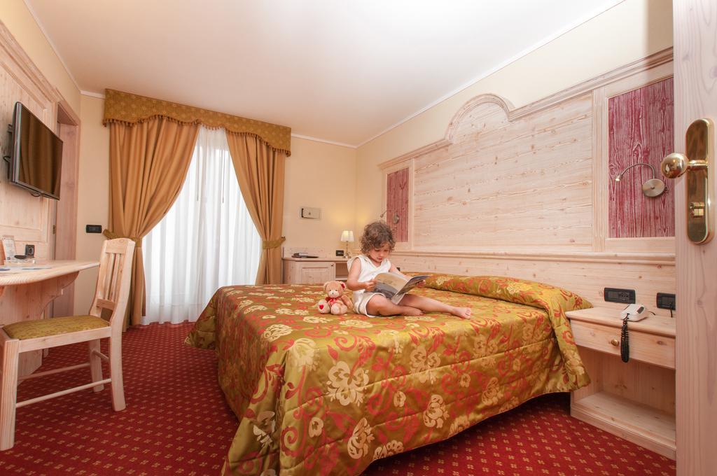 Hotel Val Di Sole Mezzana  Esterno foto